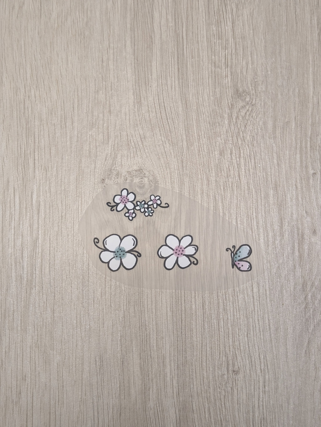 Bügelbild Blumen mit Schmetterling