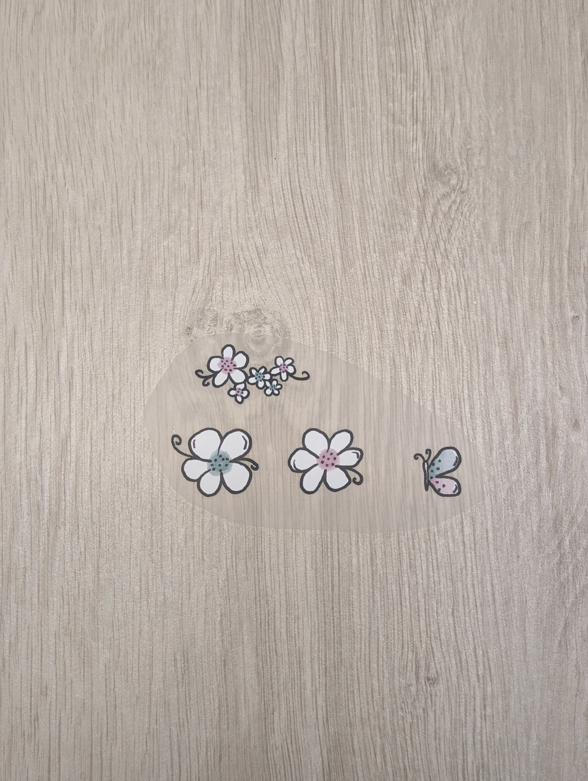 Bügelbild Blumen mit Schmetterling
